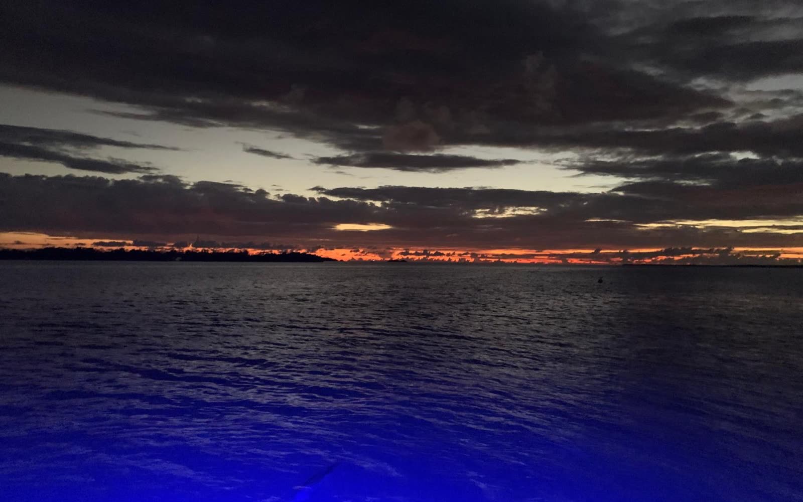 Atardecer sobre las aguas de La Parguera